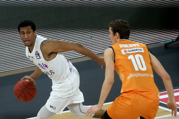 反击时同样 反击时同样